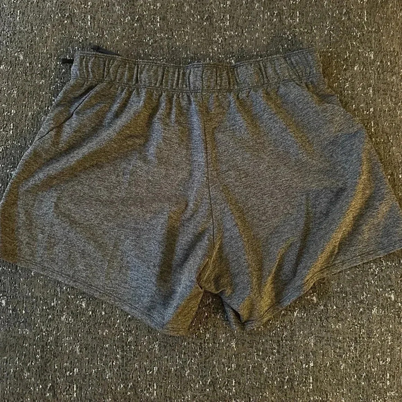 NIKE Dri-FIT Shorts Women's Training Gray Polyester with Pockets - Picture 13 of 14